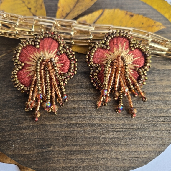 Handembroidered Flower Earrings - Picture 6 of 6